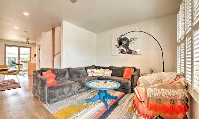 Downtown Chattanooga House | Modern Chattanooga Retreat with Rooftop Deck and Yard!
