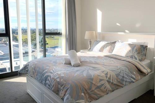 Kogarah Apartment | Modern Chic Apartment Close to Sydney Airport