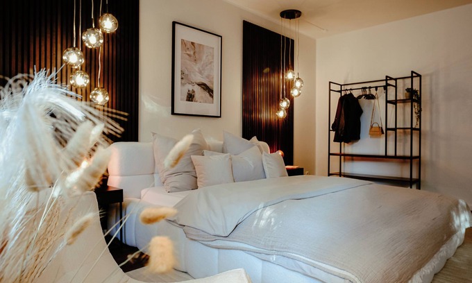 Schonebeck Apartment | Modern city loft in top location