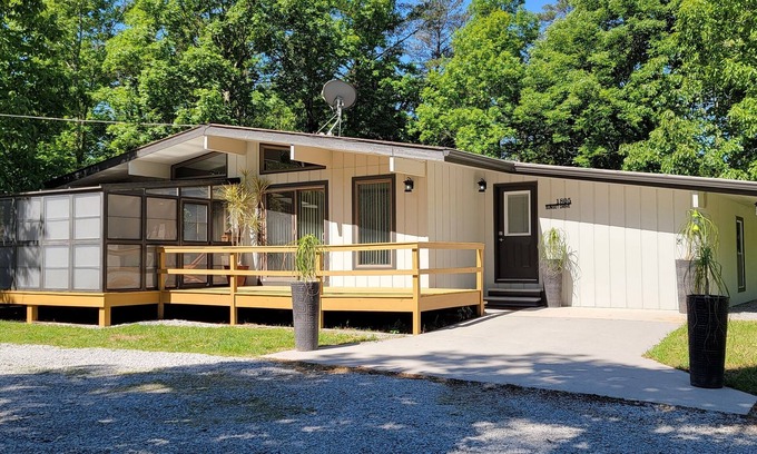 Rising Fawn Villa | Modern Comforts Amidst The Beauty Of Nature