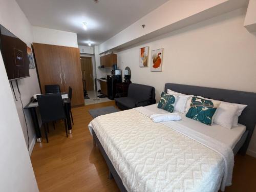 669 Ermita Apartment | Modern Condo in Ermita Manila near US Embassy and SLMEC