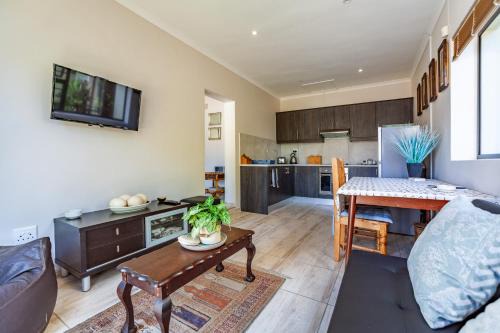 Melkbosstrand Apartment | Modern Cozy Apartment Near Beach- 1 Bedroom