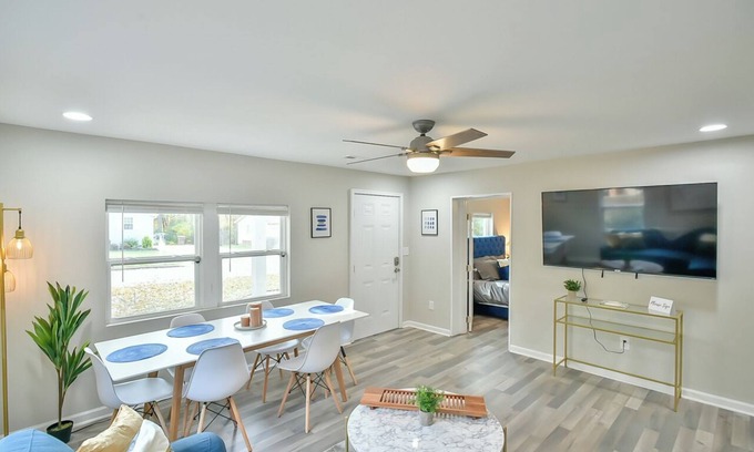 Greensboro House | Modern & Cozy Home w/Fire Pit & Grill, Near High Point