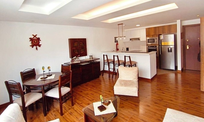 Financial District Apartment | Modern & Cozy Suite w/parking and laundry, Parque La Carolina.