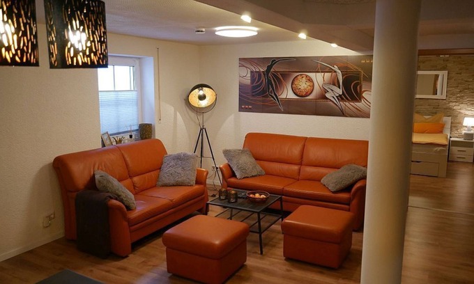 Schwarzenbach an der Saale Apartment | Modern basement holiday apartment with pleasant underfloor heating