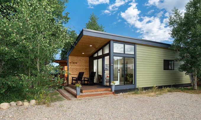Fraser Apartment | Modern Downtown Home w/Private Sauna