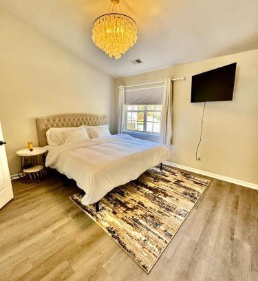 Charlotte House | Modern Entire 2-Bedroom House for 6 Guests at University City
