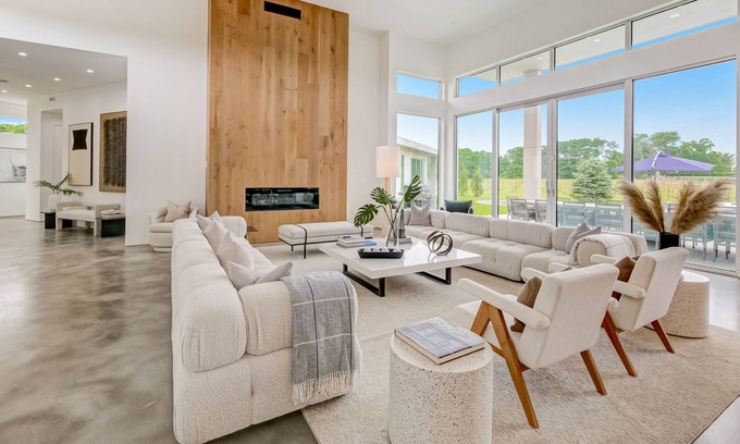 Cutchogue House | Modern estate with amazing views, heated pool & EV charger