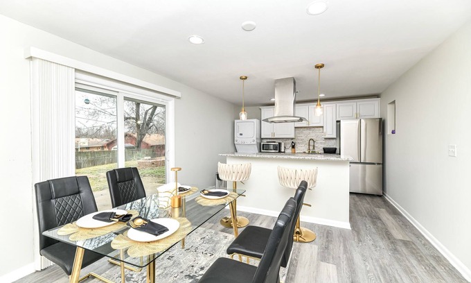 Beech Grove House | Modern, Family-Friendly 3 Bedroom House near Downtown Indianapolis