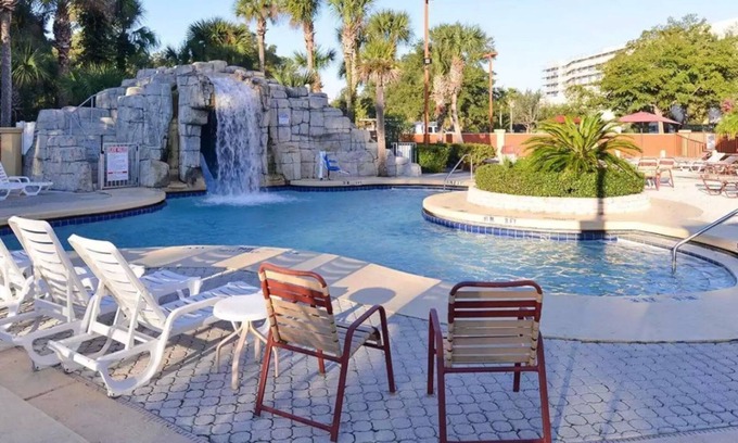 Florida Central Atlantic Coast Hotel | Modern Family-Friendly Unit near Disney World