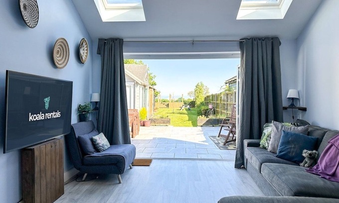 Herne Bay House | Modern Family Home near Reculver | Pets Welcome!