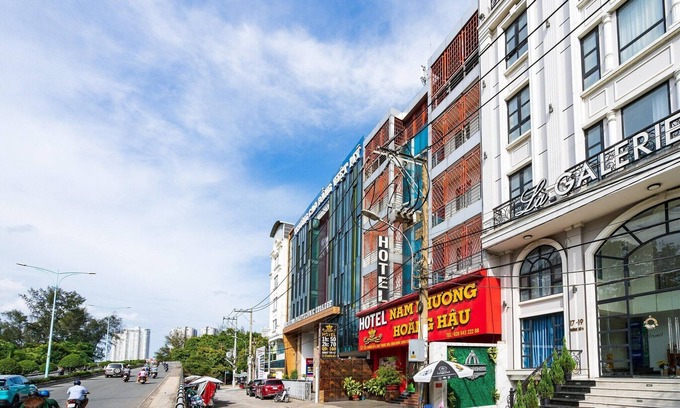 Binh Chanh House | Modern Family Stay at Hoang Hau Hotel, Vietnam