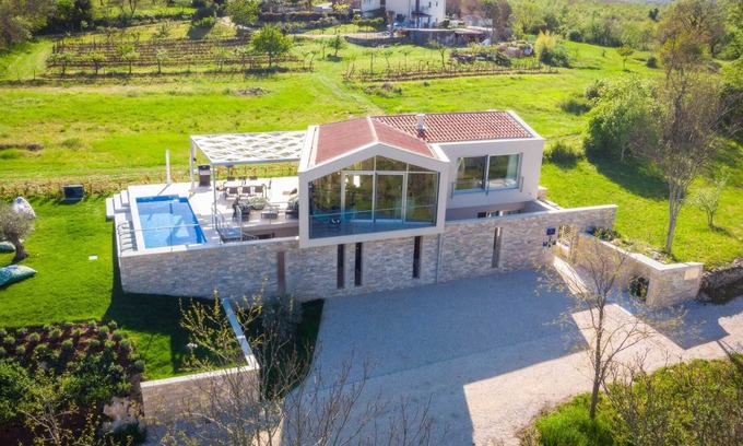 Brkac Villa | Modern Family Villa with Heated Private Pool