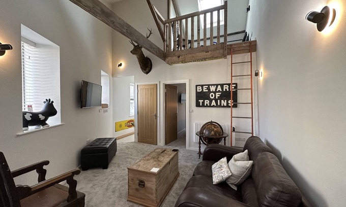 Radstock Apartment | Modern first floor apartment