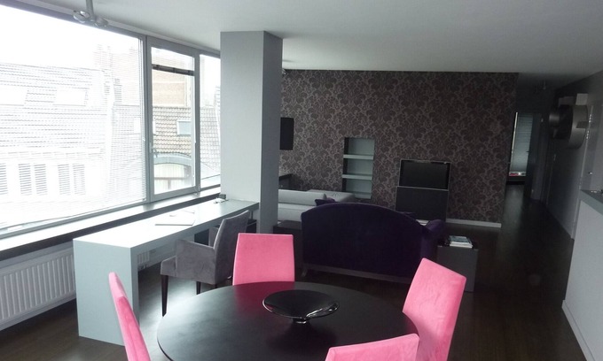 Etterbeek Apartment | Modern Flat Stunning views