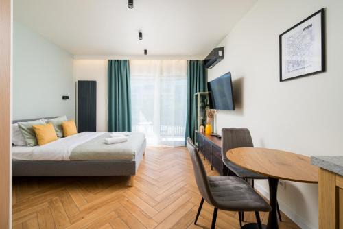 Warsaw Apartment | Modern Flow Apartment by Bookinghost