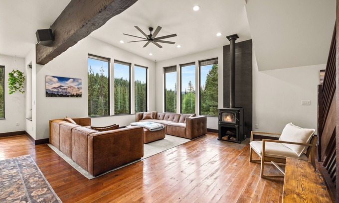 Whitefish House | Modern Forest Getaway - Mins From Whitefish, Glacier Park, & Ski Mtn