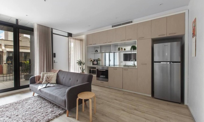 Richmond North Apartment | Modern Heights Resort Style Living off Bridge Rd