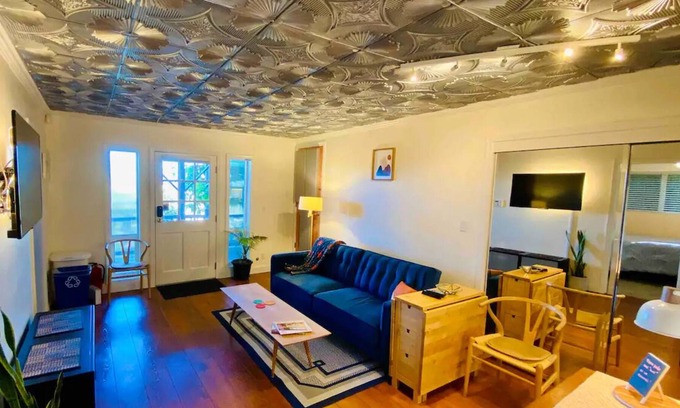 San Carlos House | Modern Hillside Suite with amazing amenities!
