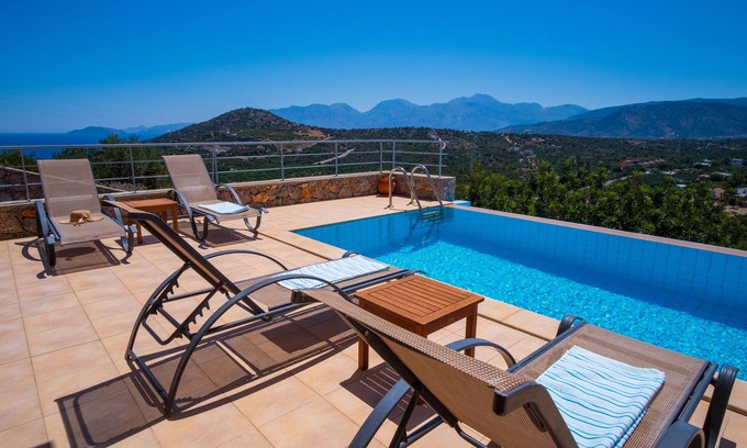 Agios Nikolaos Town House | Modern hilltop villa with pool near Agios Nikolaos
