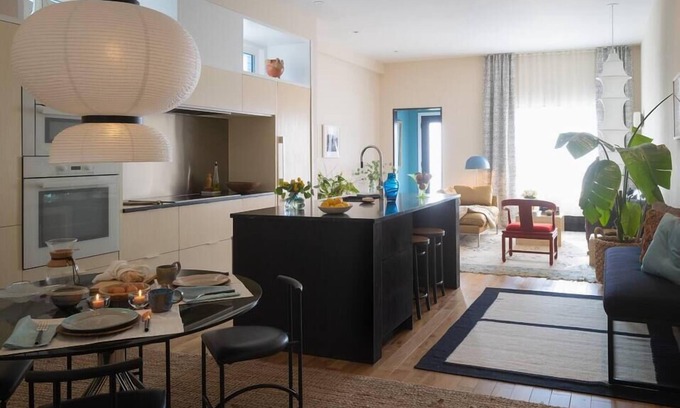 Hudson House | Modern Home in Historic Hudson 3 Bedrooms 3 ensuite Baths