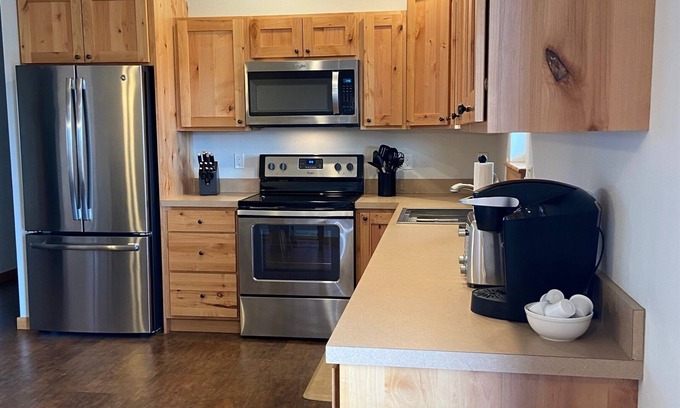 Ennis House | Modern home near the Madison River