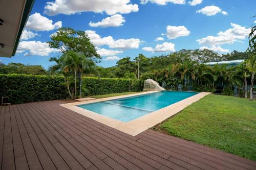 Rio Seco House | Modern Home with Lush Mountain Views and Spectacular Shaded Terrace in Private Gated Community