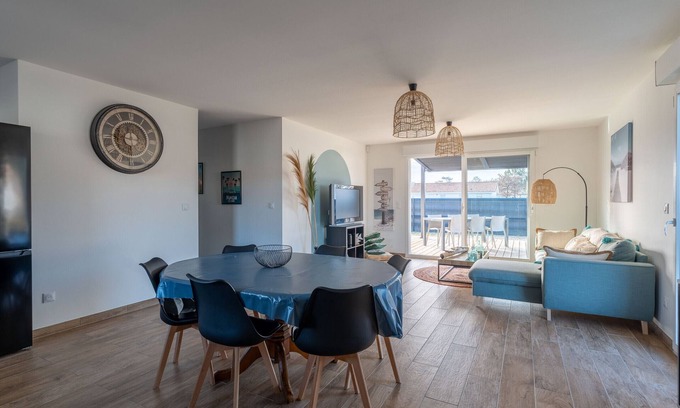 Saint-Paul-en-Born House | Modern house 6 km from Mimizan for 6 people, cleaning included