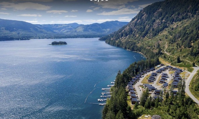 Youbou Cottage | Modern, Lakefront Resort Style Suite-1st Class Location, Resort & Cottage suite.
