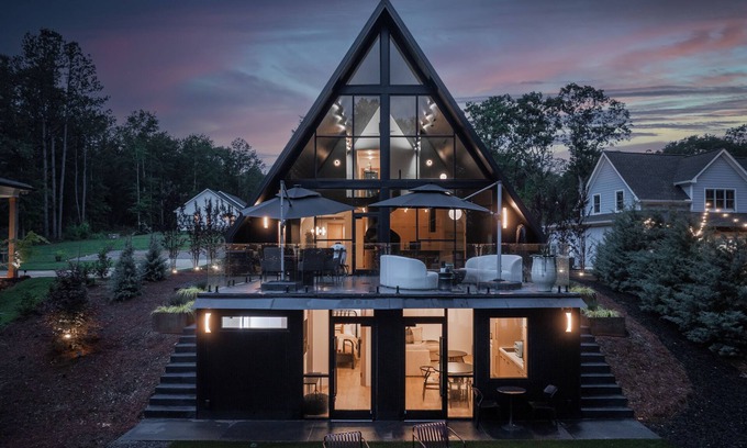 Reed Creek House | Modern Lakefront Retreat - Luxury Design, Family-Friendly, Dock & Fire Pit