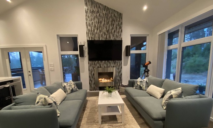 Shawnigan Lake House | Modern lanai house, Trans Canada Trail adjacent
