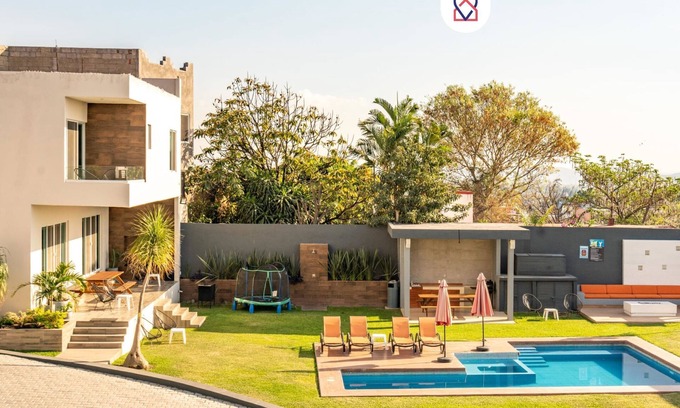 Oaxtepec Bed & Breakfast | Modern Loft | Luxury amenities l Centric