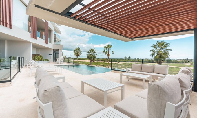 Punta Cana Apartment | Modern loft with 2BR and golf view in Cap Cana