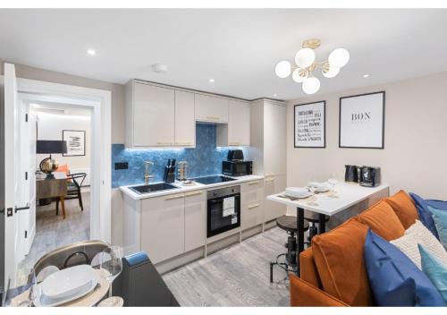 New Cross Apartment | Modern London 3-Bedroom Flat