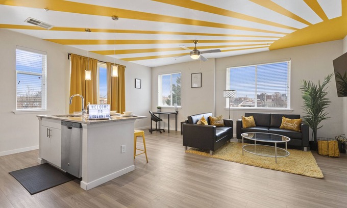 Downtown Baltimore Apartment | Modern Lux Suites