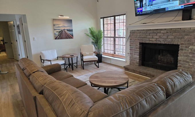 Newport House | Modern, Luxurious 3-bedroom house in the heart of Newport