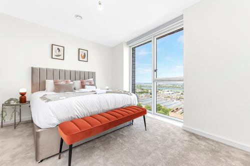 Springfield Apartment | Modern Luxurious 3BR Flat with Lovely Views