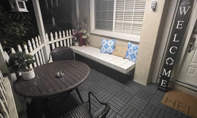 Edenvale House | Modern Luxurious One Bedroom House with backyard