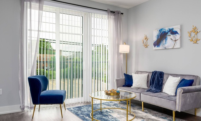 Near East Columbus Condo | Modern Luxury Condo- Downtown- Long Stays Welcome