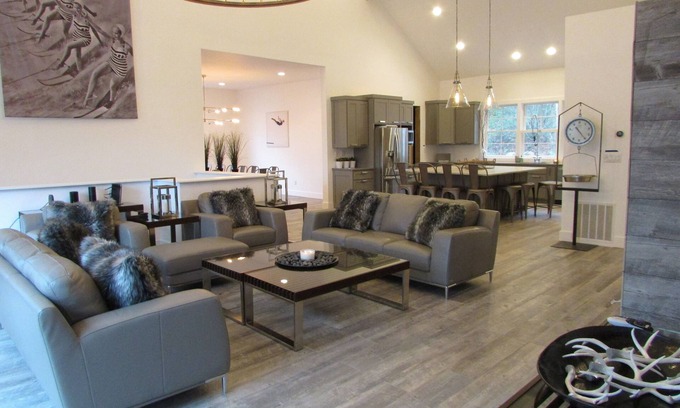 Cullowhee House | Modern Luxury Mountain Lakside Getaway on Lake Glenville, NC