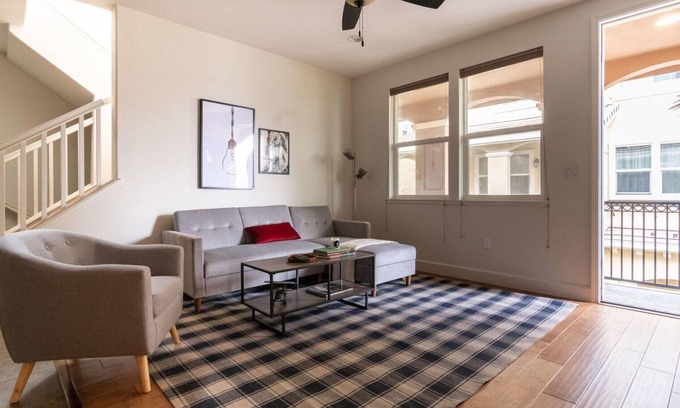 Berryessa House | Modern Milpitas 3BR w/ Yard & A/C, nr Retail & Theater, by Blueground
