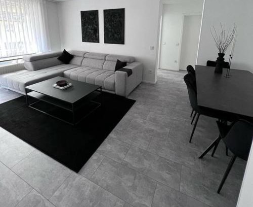 Corbeil-Essonnes Apartment | Modern & Moi