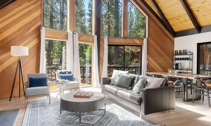 Graeagle Ski Chalet | Modern Mountain Chalet