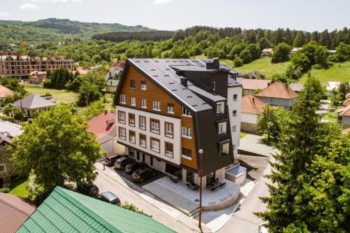 Kolasin Apartment | Modern Mountain II Central
