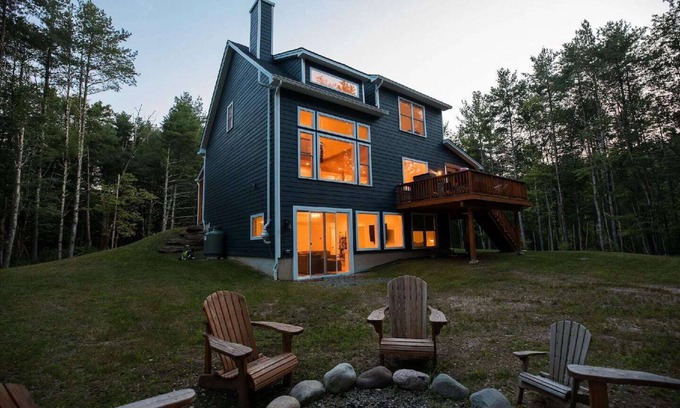 Saugerties House | Modern Mtn House: Sauna, Fire Pit + Screened Porch