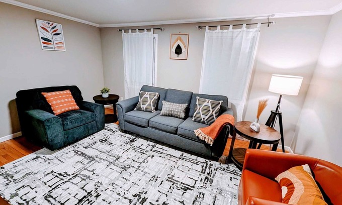 Syracuse Apartment | Modern NEW Designer 2 BR Unit - Near University/Hospitalsn