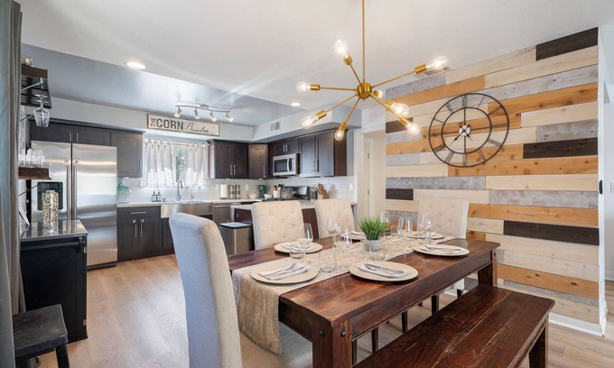 Canyon Country House | Modern Newly Remodeled Family Home