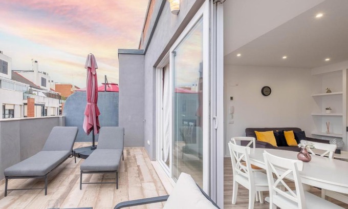 Jesus Apartment | Modern Penthouse with Private Terrace