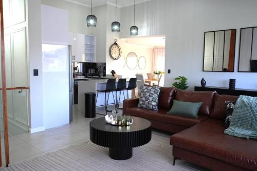 Greater Johannesburg Metropolitan Area Apartment | Modern Penthouse