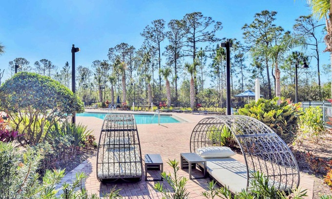 West Kissimmee Apartment | Modern Pet-friendly 2BR Condo6 Mins From Disney